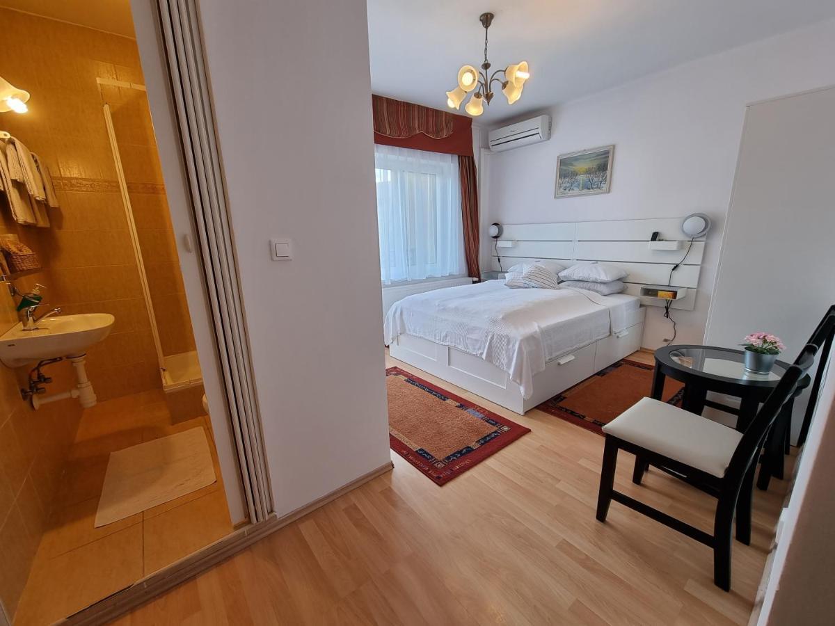 Hotel Abigel Vendeghaz Miskolc Exterior foto