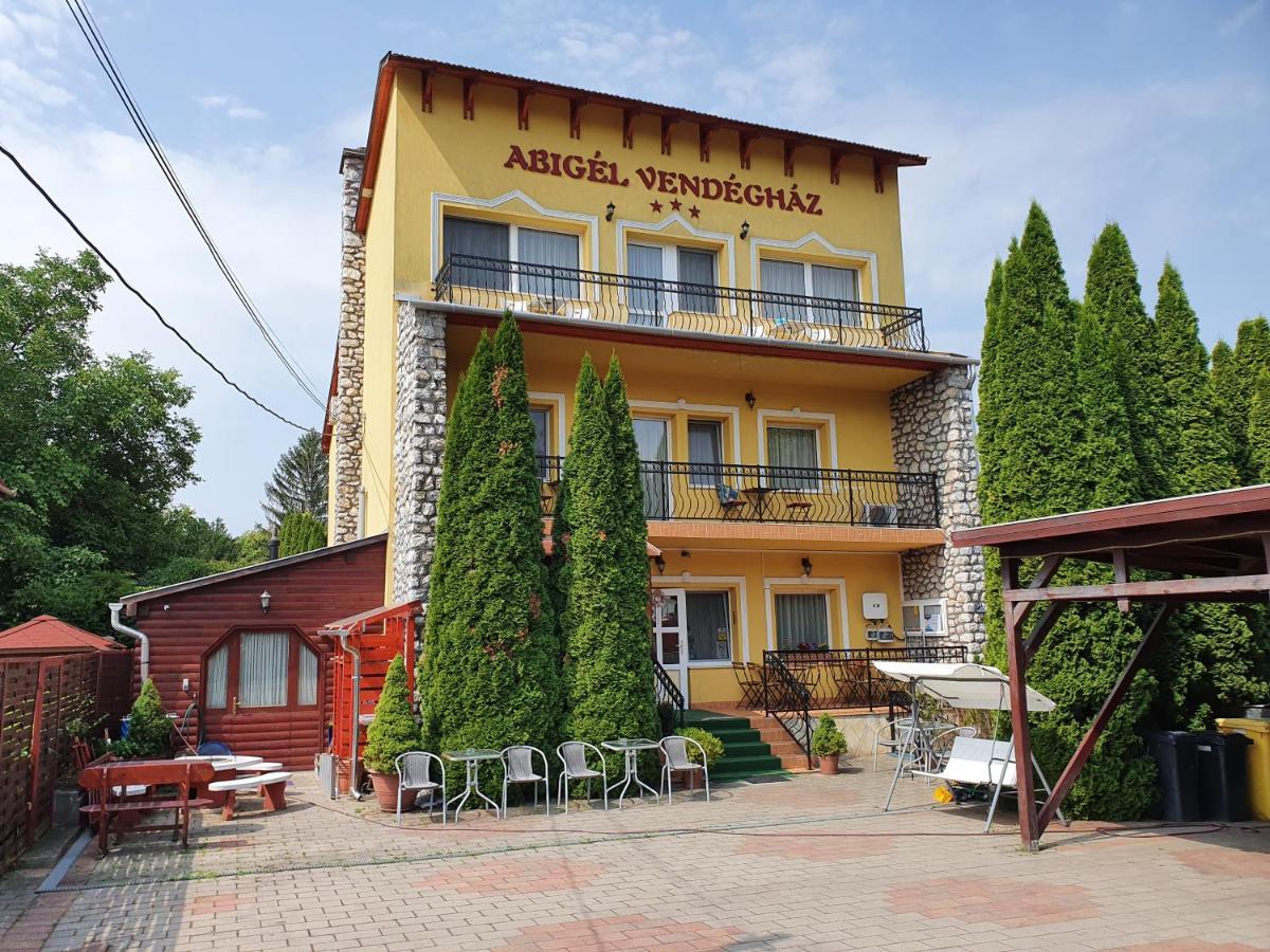 Hotel Abigel Vendeghaz Miskolc Exterior foto