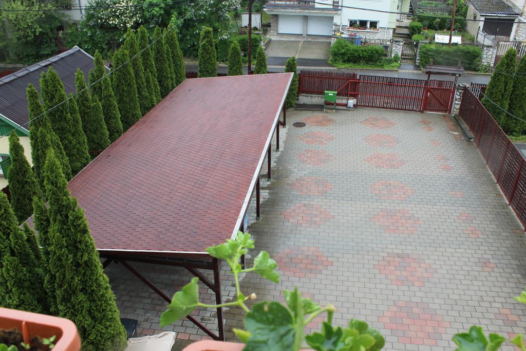 Hotel Abigel Vendeghaz Miskolc Exterior foto